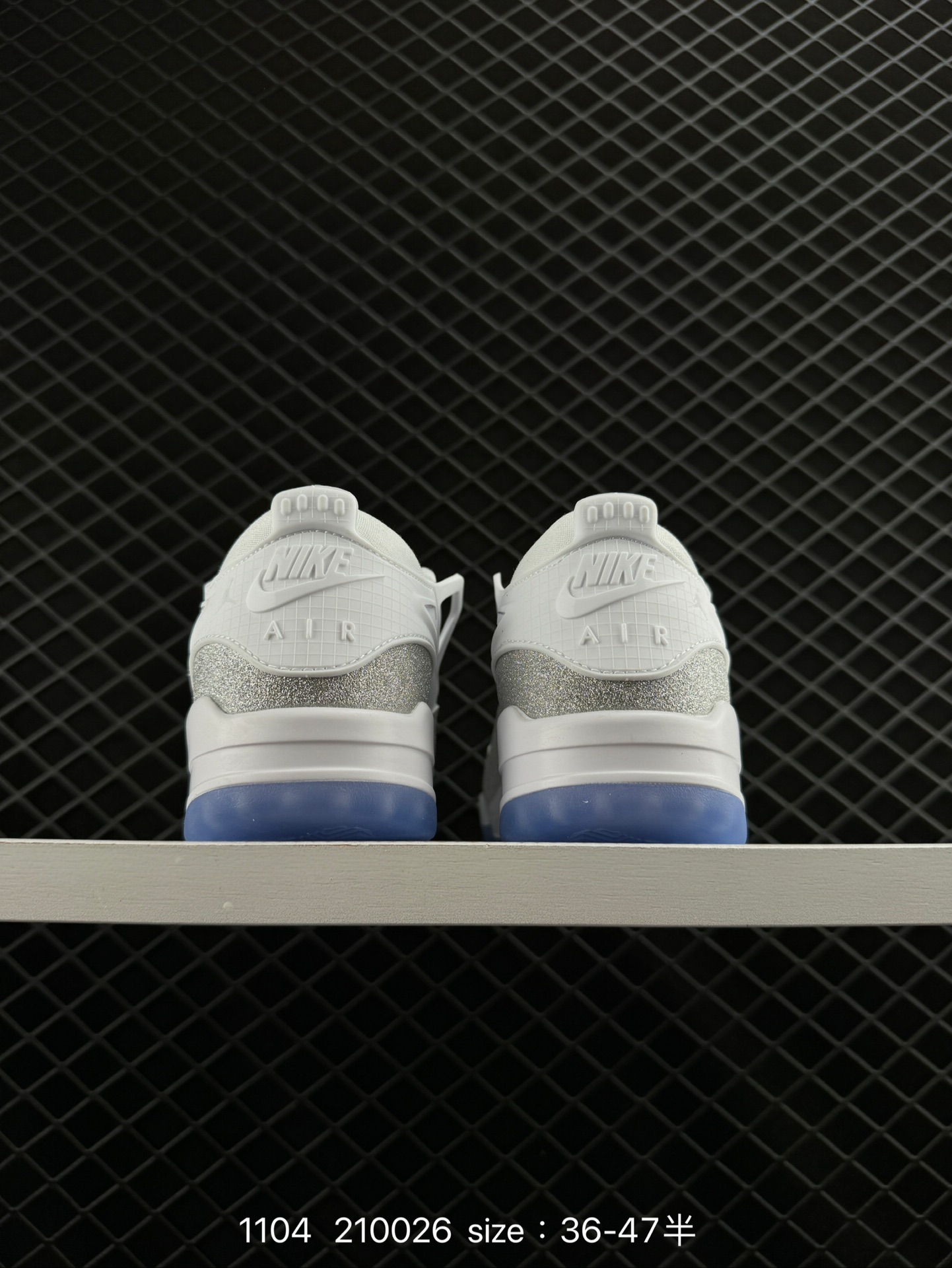 NK Wmns Air Jordan 4 Retro RM